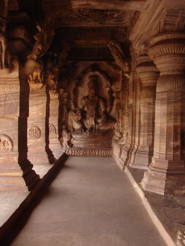 Vishnu_image_inside_cave_number_3_in_Badami.webp
