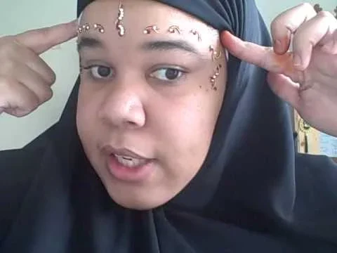 muslim bindi.webp