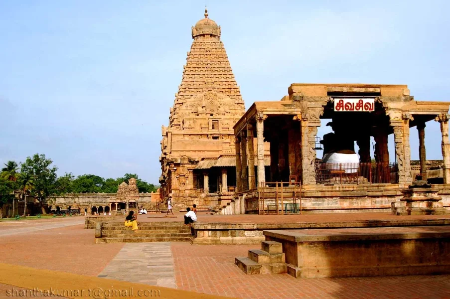 Thanjavur_Big_Temple.webp