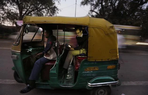 INDIA_RICKSHAW_AIR_2221603g.webp