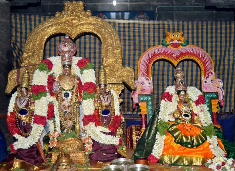 Maragathavalli Sametha Vijayaraghava Perumal, Thirupputkuzhi.webp