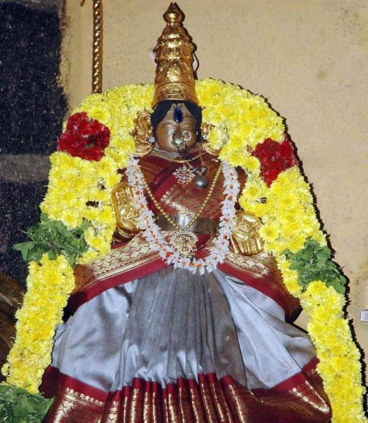 Amruthavalli Thayar, Koyambedu Vaikundavasan Sannadhi.jpg