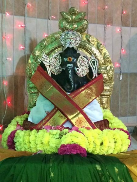 Sri Ganesh at Glencoe Temple, Schroeders Road Glencoe, KwaZulu Natal, South Africa.jpg